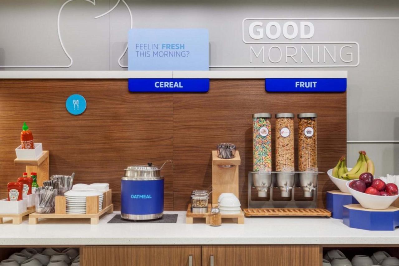 Holiday Inn Express Independence - Kansas City By Ihg מראה חיצוני תמונה